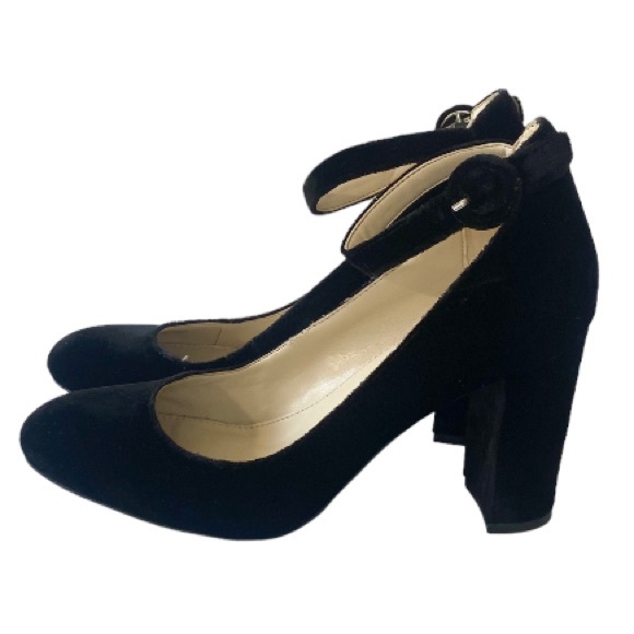 Marc Fisher Ion Ankle Strap Heel Black Velvet - Picture 2 of 15
